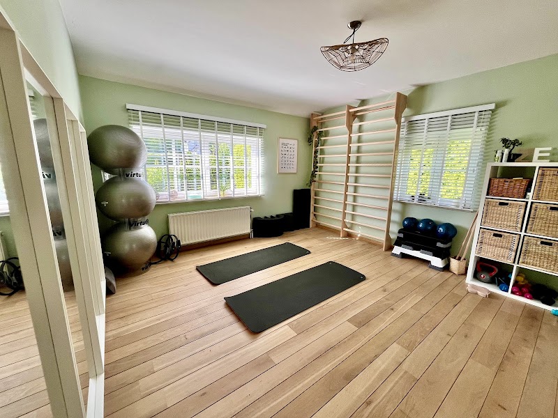 Pilatesstudio Care with Sophie - cours de Pilates - Massages in Terhulpen