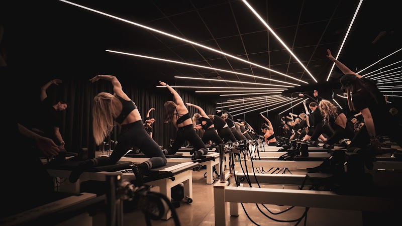 Pilatesstudio Skult Studios - Rhode-Saint-Genèse in Halle