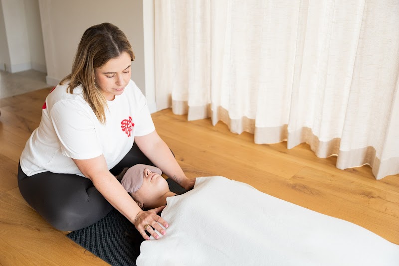 Pilatesstudio RESET Massage & Yoga in Lennik