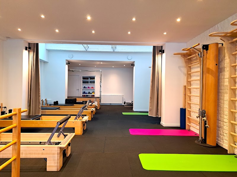 Studio pilates Private Reformer Pilates Brussels - Pylatica Studio Montgomery - Woluwe à Woluwe-Saint-Lambert