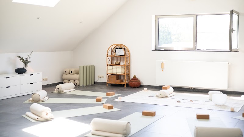 Pilatesstudio Ademruimte by Elien - KINE & YOGA in Holsbeek