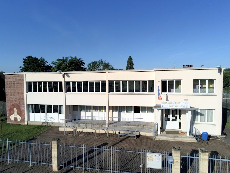 MJC Maison des Jeunes et de la Culture de CHAUNY – studio pilates à Chauny