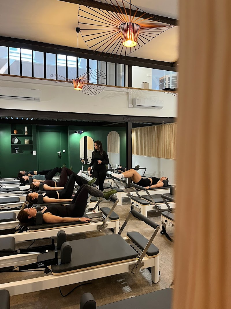 Studio pilates Vybes - Reformer & more | PILATES REFORMER | YOGA | STRETCHING | DANSES