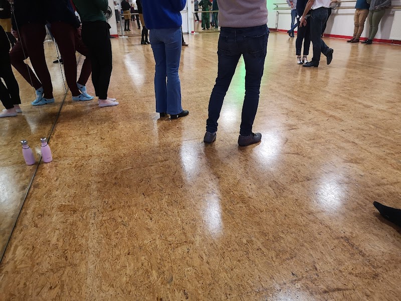 Studio pilates Sablé Danse Mania