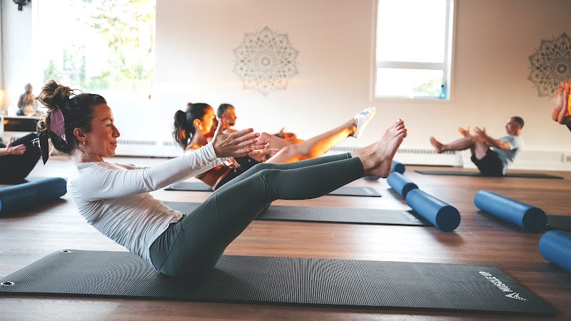 Studio pilates Mouvement Humain - Yoga & Pilates