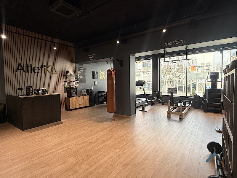 Studio pilates AtletiKA - Electrostimulation, Pilates Reformer, cardio & InfraslimX