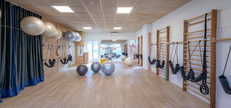 Studio pilates Bulle d'Air - Ecole du Dos Mail14 - Ecole du ventre - Marche Nordique -