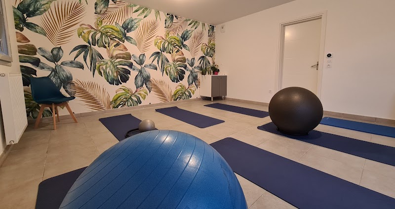 Studio pilates Kiné, Pilates, yoga postural pré/post natal de gasquet, yoga au féminin, madérothérapie, drainage lymphatique "Nadia TALBI"