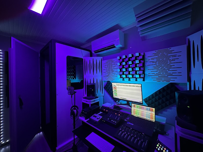 Studio pilates LRY RECORDS