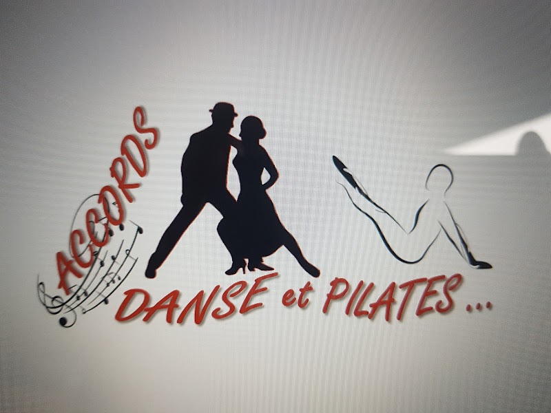 Studio pilates Pilates Sport Santé et Danse Trémuson. Accords Danse.