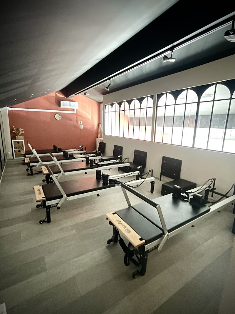 Studio pilates Loft 19 - Pilates Reformer Studio Cornebarrieu