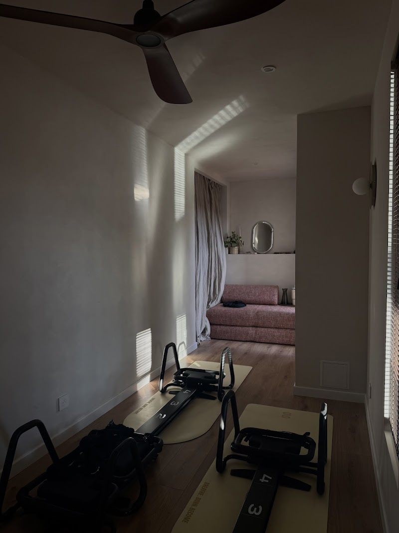 Studio pilates SOLMA LAB - Studio privé Pilates & Reformer haute intensité