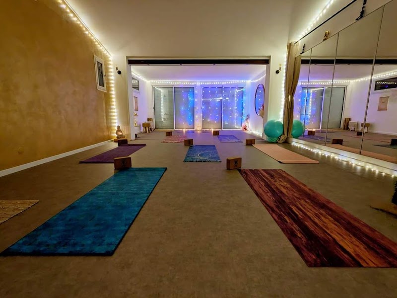 Studio pilates Mily'Om̐ - Centre de Yoga, Pilâtes, Danse