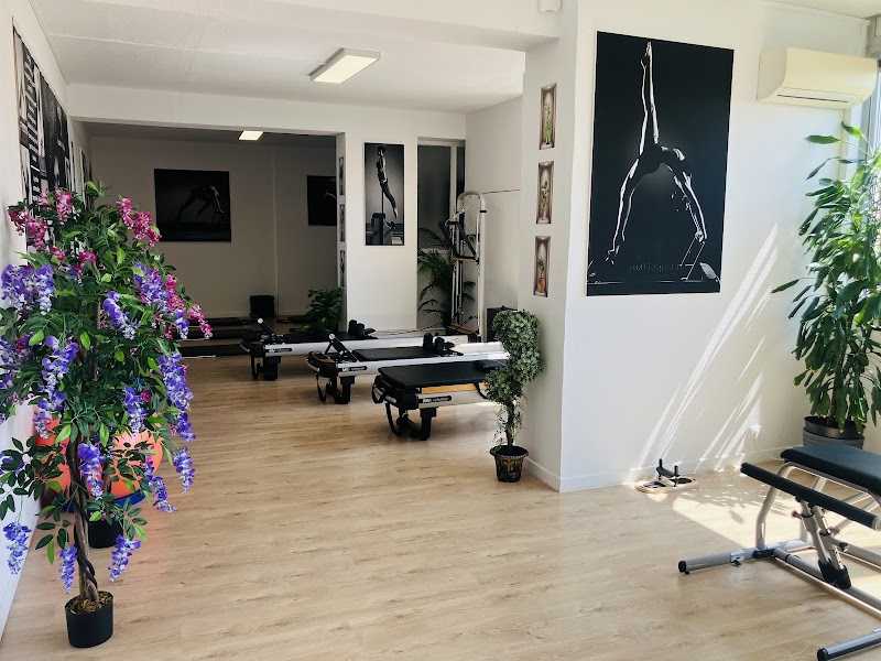 50 NUANCES DE PILATES – studio pilates à Nîmes