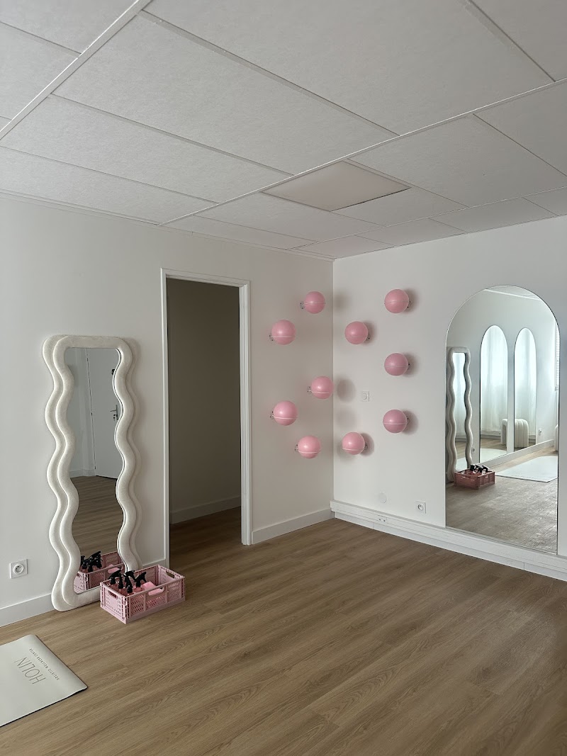 Studio pilates Holin - Pilates studio & Café