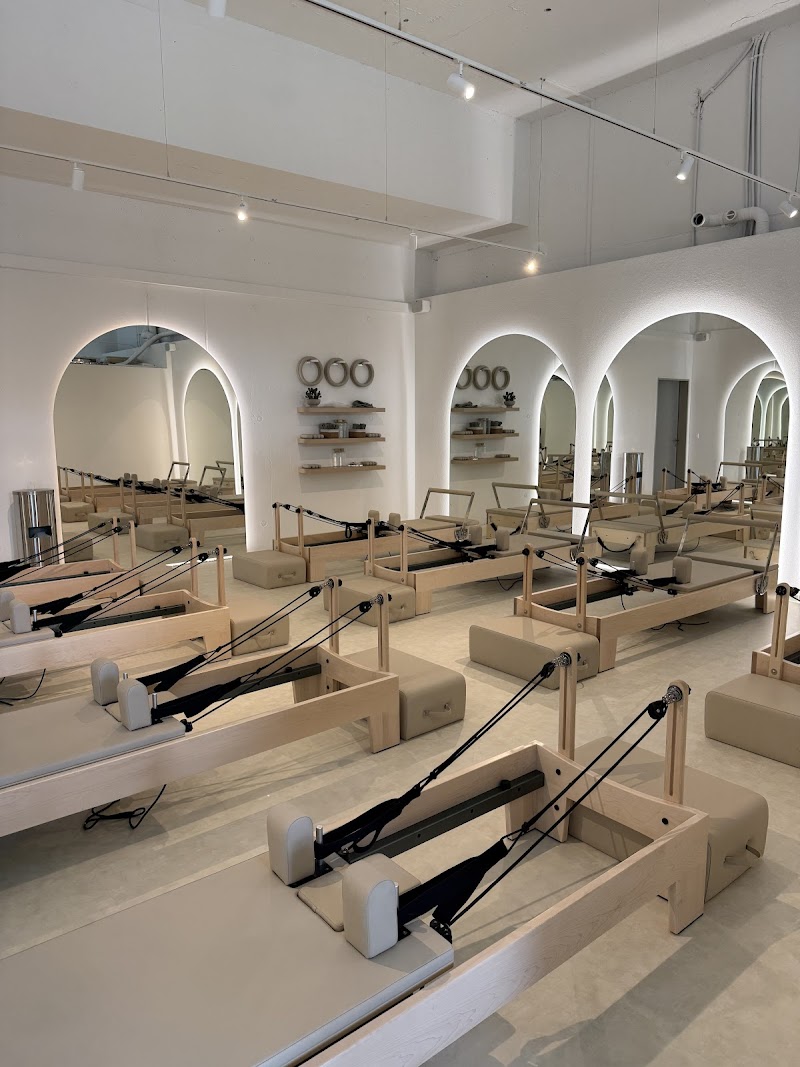 Studio pilates NA Pilates GmbH