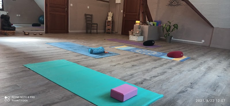 Studio pilates ShantiYoga - Cours de Yoga Luray, Dreux & Chartres