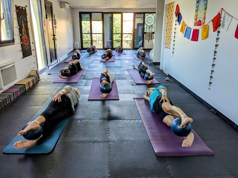 Studio pilates Om Shanti Yoga Pilates Massages Ayurvédiques