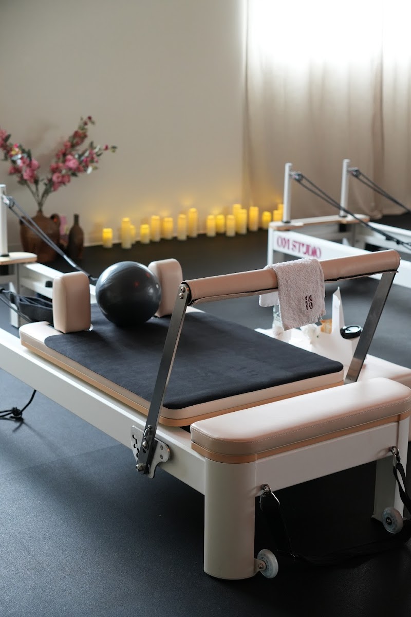 OmStudio / Reformer | Pilates | Yoga TOULOUSE-BALMA – studio pilates à Toulouse