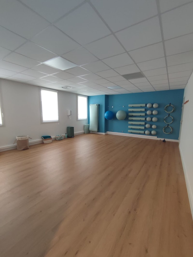 Studio pilates Cabinet de Kinésithérapie / Pilates - Diana ROSETE FRAZAO & Sara MOREIRA
