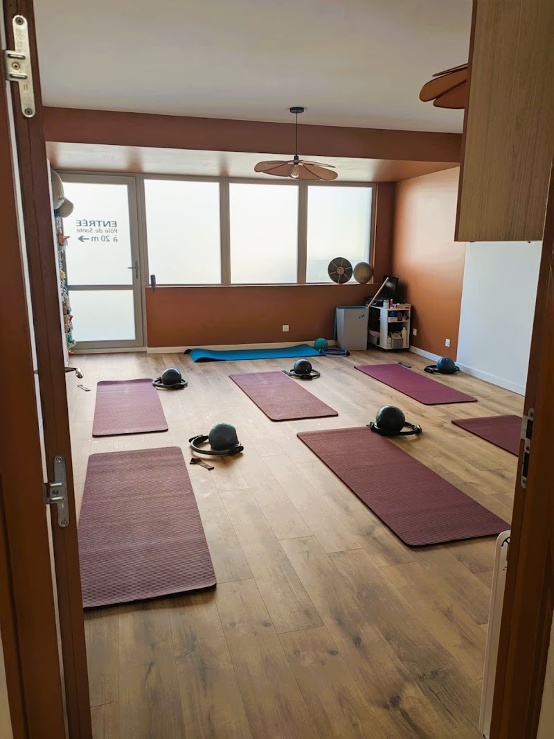Pilates, Massage bien-être, Massage femme enceinte, Massage bébé, Massage viscéral, Portage physiologique "MamaPilates" – studio pilates à Poitiers