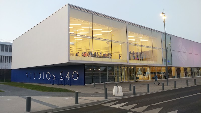 Studio pilates Studios 240