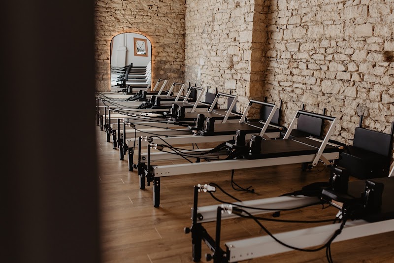 Studio pilates LaStudio - STUDIO PILATES REFORMER - PILATES - YOGA